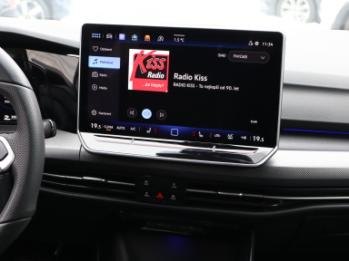 Volkswagen Golf - 2025