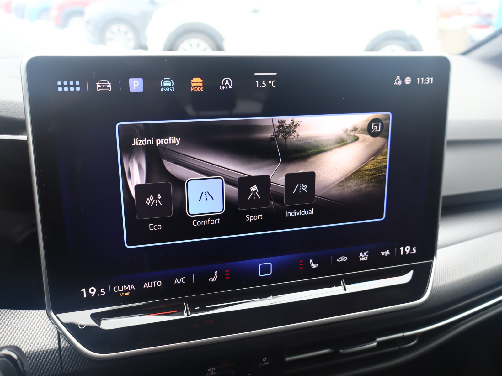 Volkswagen Golf - 2025