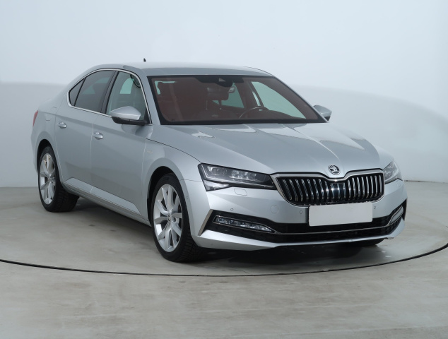 Skoda Superb 2021