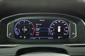 Volkswagen Passat - 2019