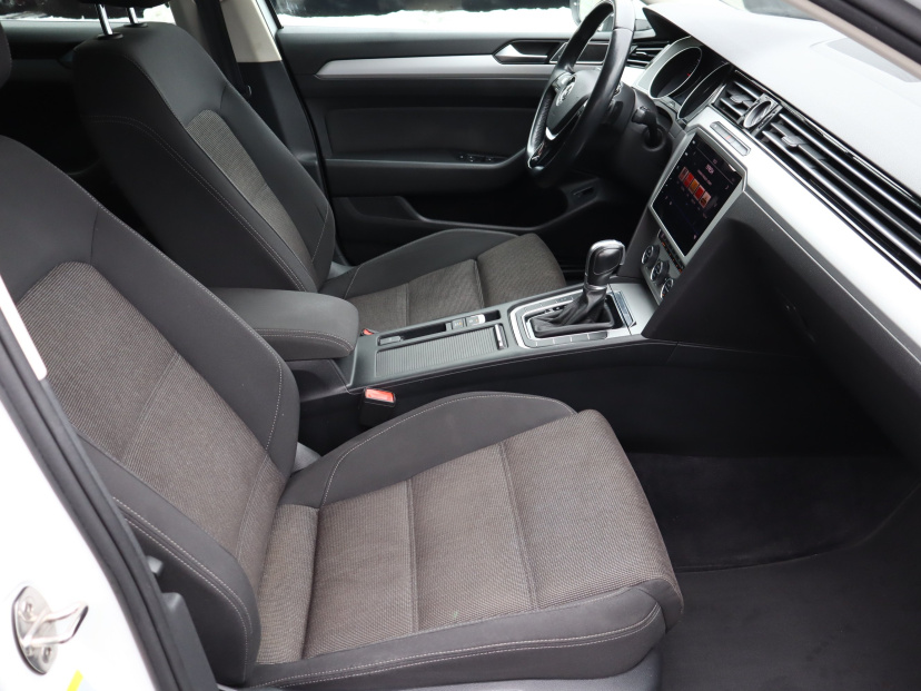Volkswagen Passat, 2018