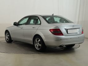 Mercedes-Benz C - 2007