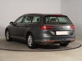 Volkswagen Passat - 2016