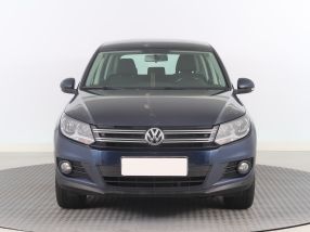 Volkswagen Tiguan - 2012