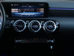 Mercedes-Benz A - 2024