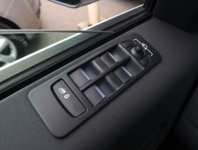 Land Rover Discovery Sport - 2020