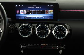 Mercedes-Benz A - 2024