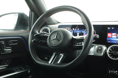 Mercedes-Benz GLB - 2024