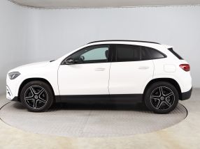 Mercedes-Benz GLA - 2023