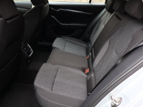 Škoda Octavia - 2023