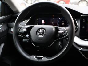 Škoda Octavia - 2023