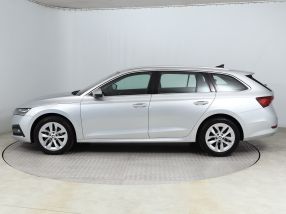 Škoda Octavia - 2023