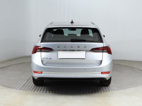 Škoda Octavia - 2023