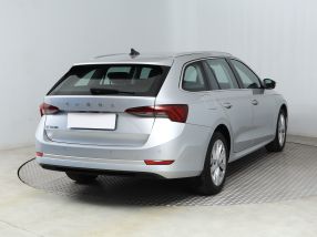 Škoda Octavia - 2023
