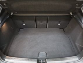 Mercedes-Benz A - 2024