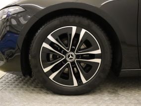 Mercedes-Benz A - 2024