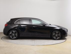 Mercedes-Benz A - 2024