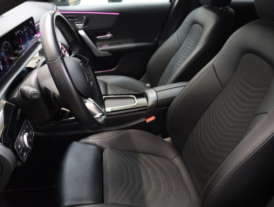 Mercedes-Benz A 200 d