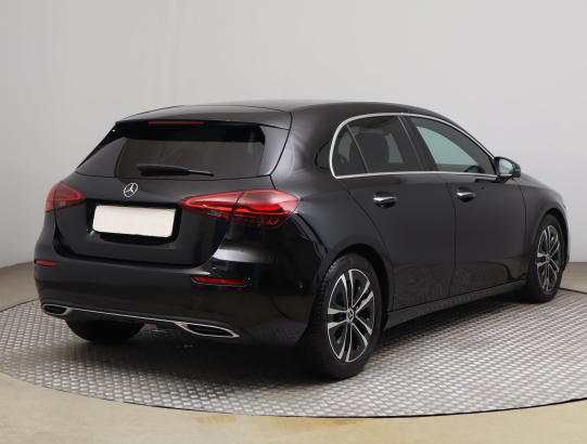 Mercedes-Benz A 200 d