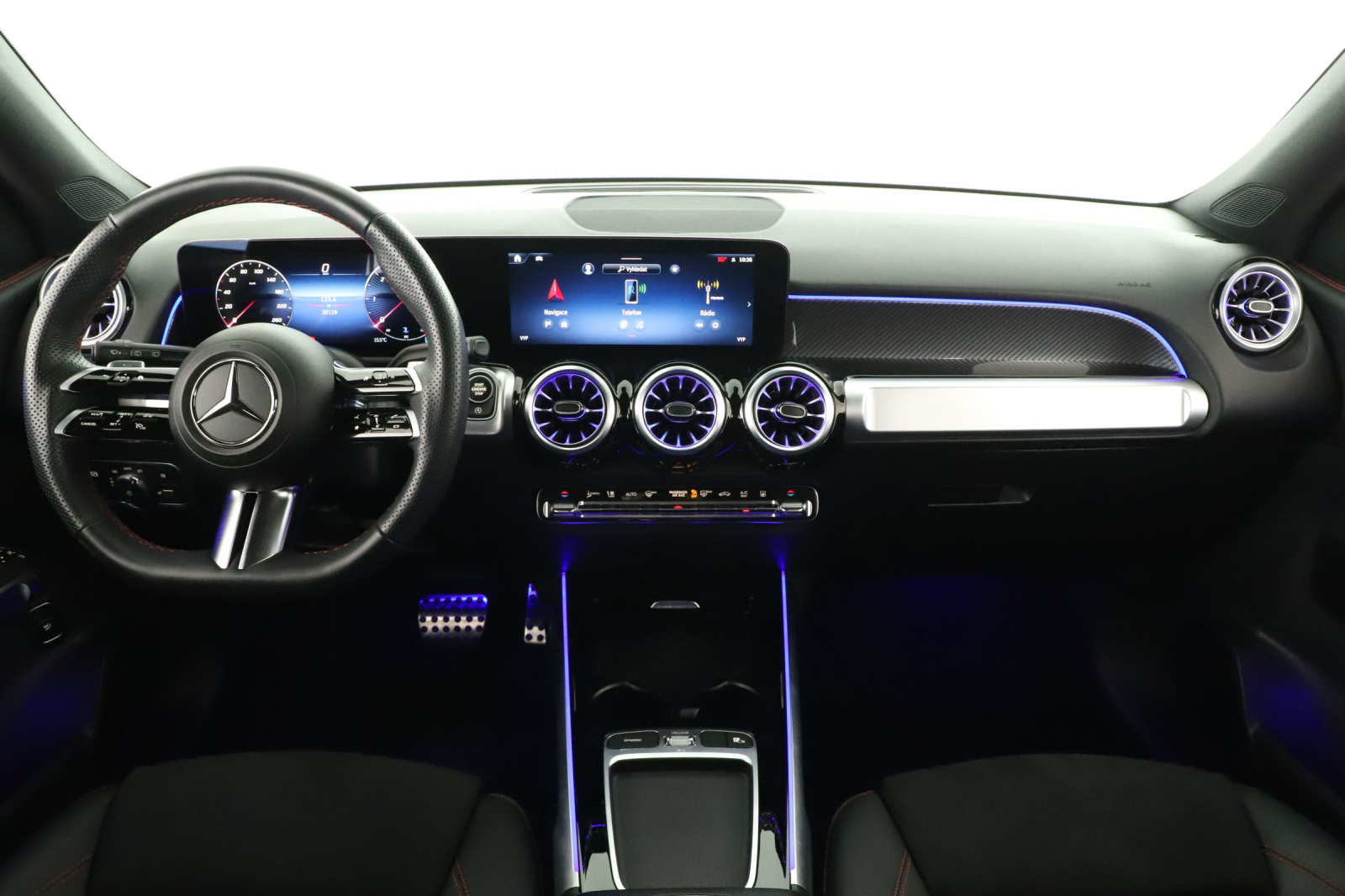 Mercedes-Benz GLB - 2024