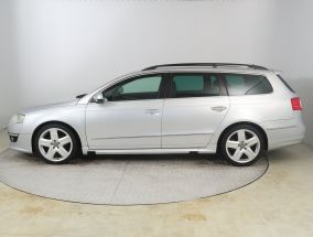 Volkswagen Passat - 2010