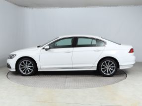 Volkswagen Passat - 2017