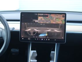 Tesla Model 3 - 2019