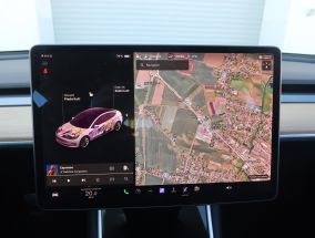 Tesla Model 3 - 2019