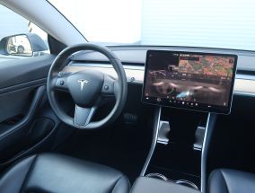 Tesla Model 3 - 2019