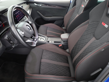 Škoda Octavia - 2023