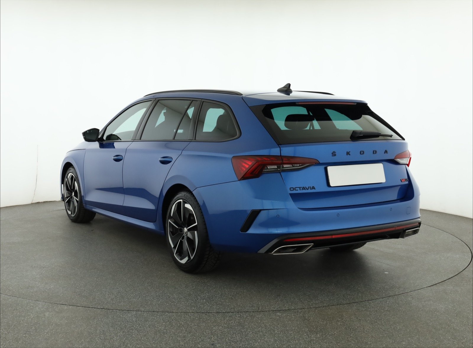 Škoda Octavia - 2023