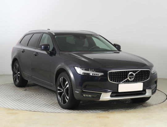 Volvo V90 Cross Country