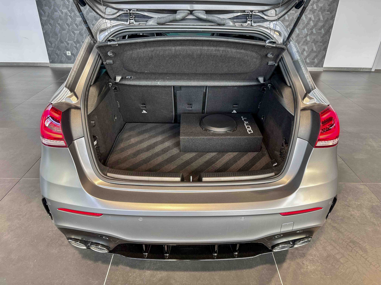 Mercedes-Benz A - 2022