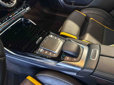 Mercedes-Benz A - 2022