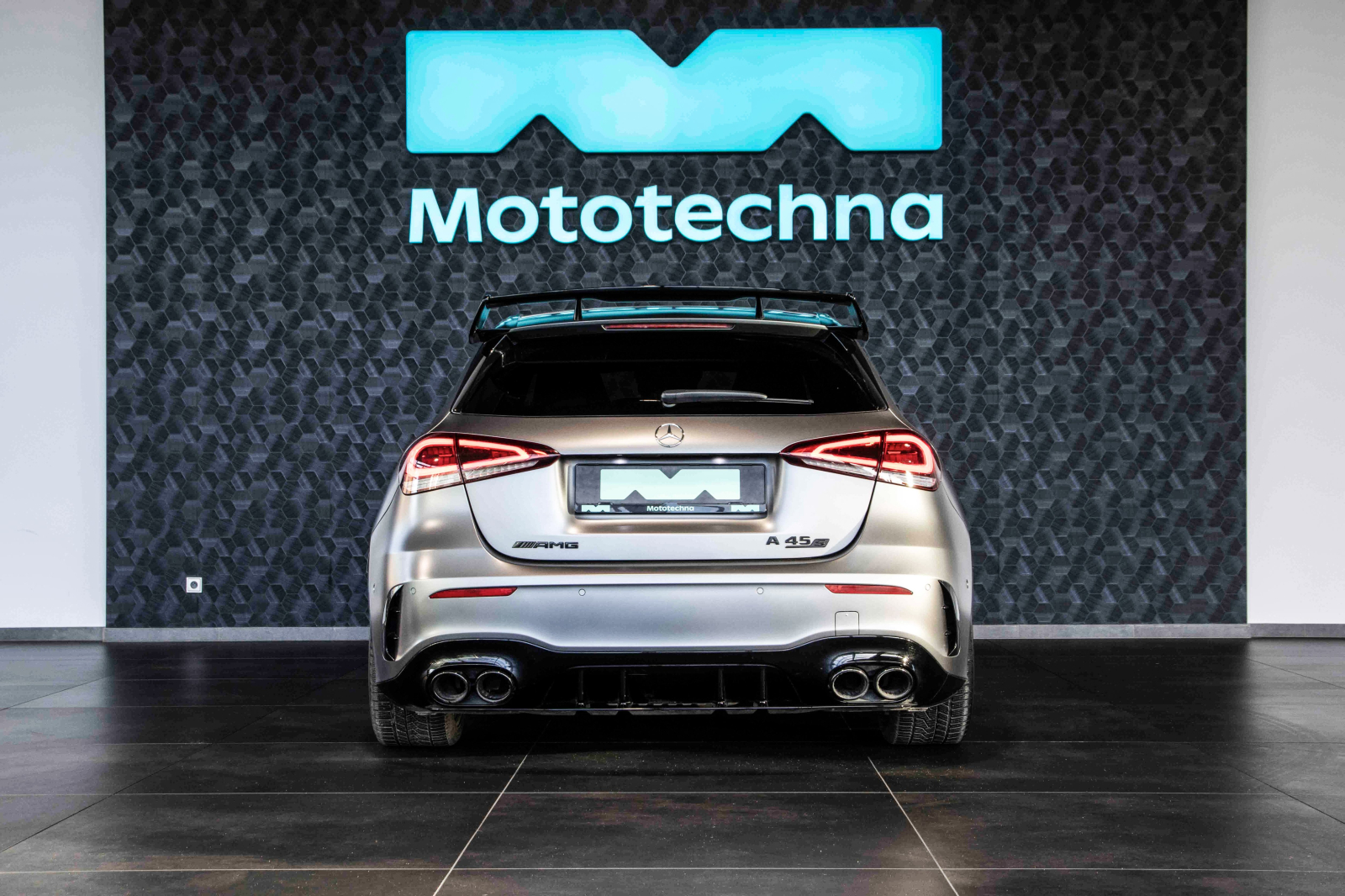 Mercedes-Benz A - 2022