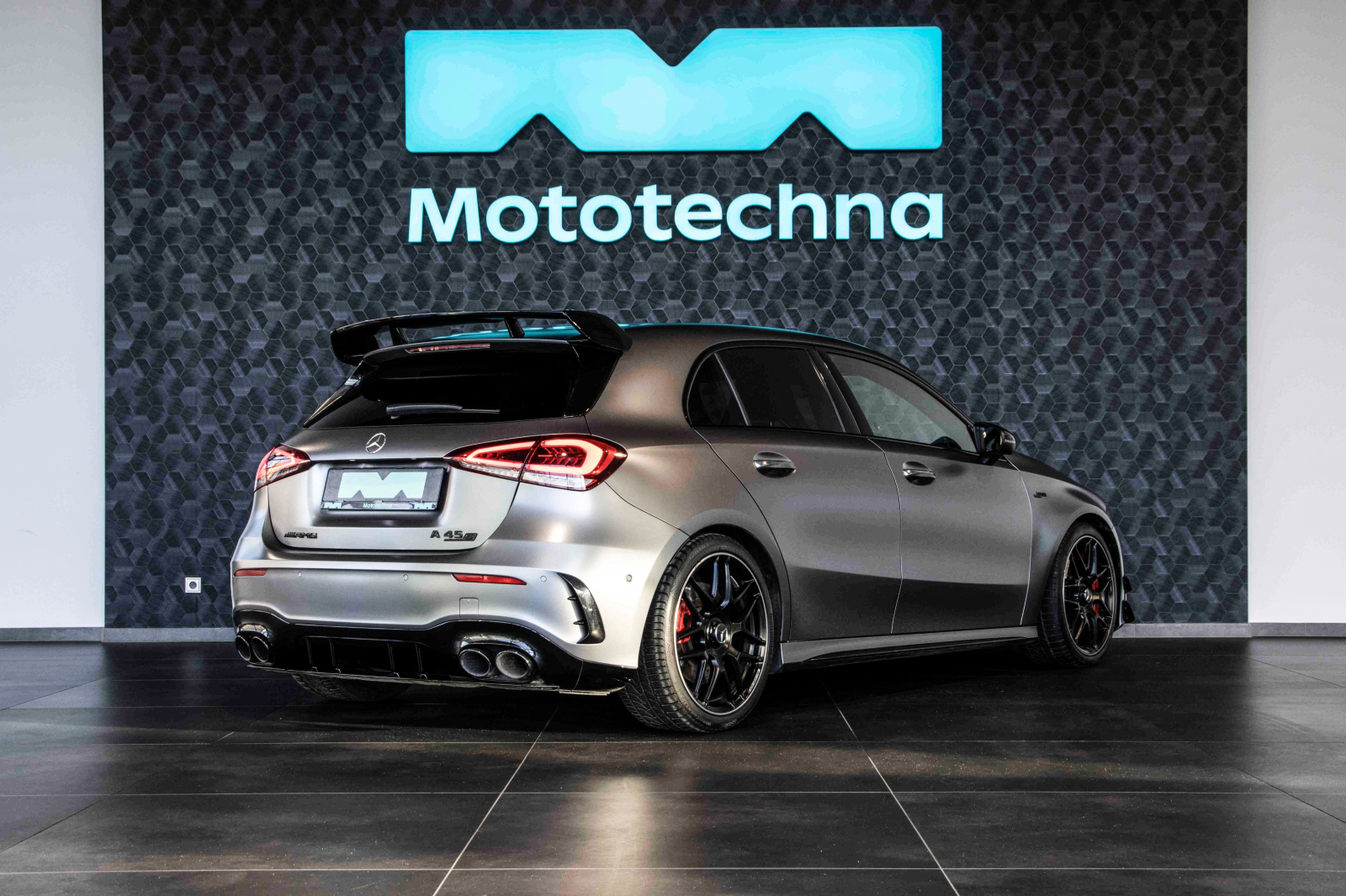 Mercedes-Benz A - 2022