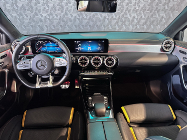 Mercedes-Benz A - 2022