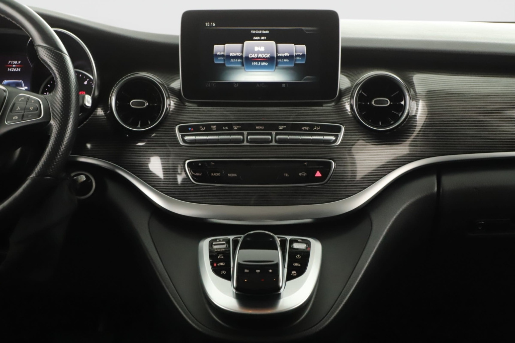 Mercedes-Benz V