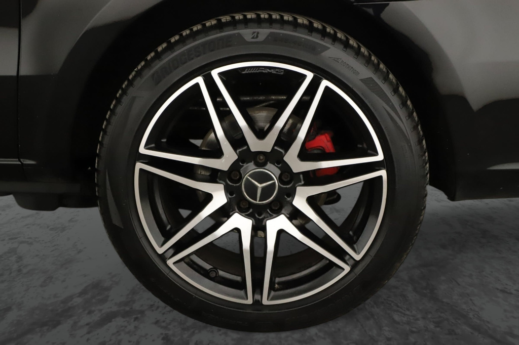 Mercedes-Benz V