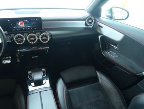 Mercedes-Benz CLA - 2019