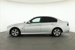 BMW 3 - 2009