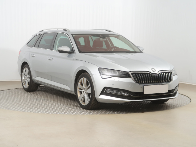 Škoda Superb 2022