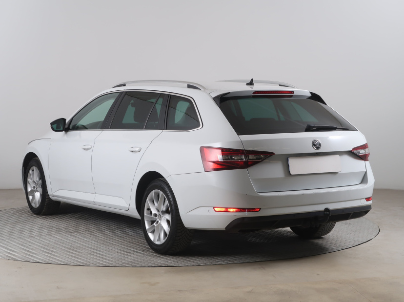 Škoda Superb, 2019