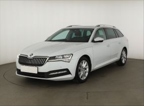 Škoda Superb - 2021