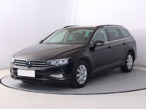 Volkswagen Passat - 2023