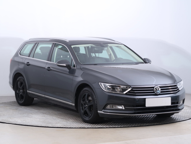 Volkswagen Passat 2023