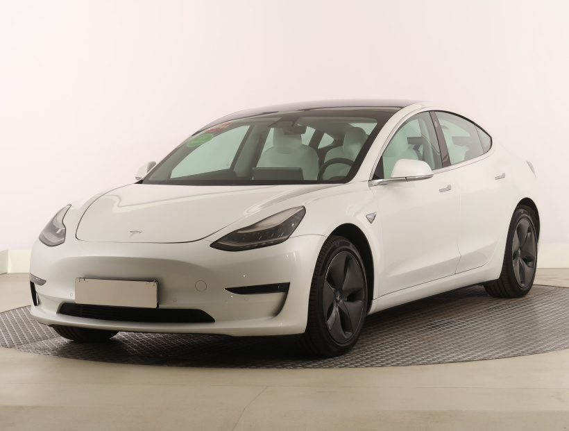Tesla Model 3, 2019