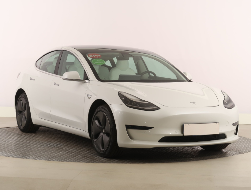 Tesla Model 3, 2019