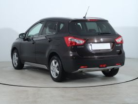 Suzuki SX4 S-Cross - 2016