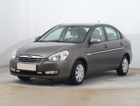 Hyundai Accent - 2009